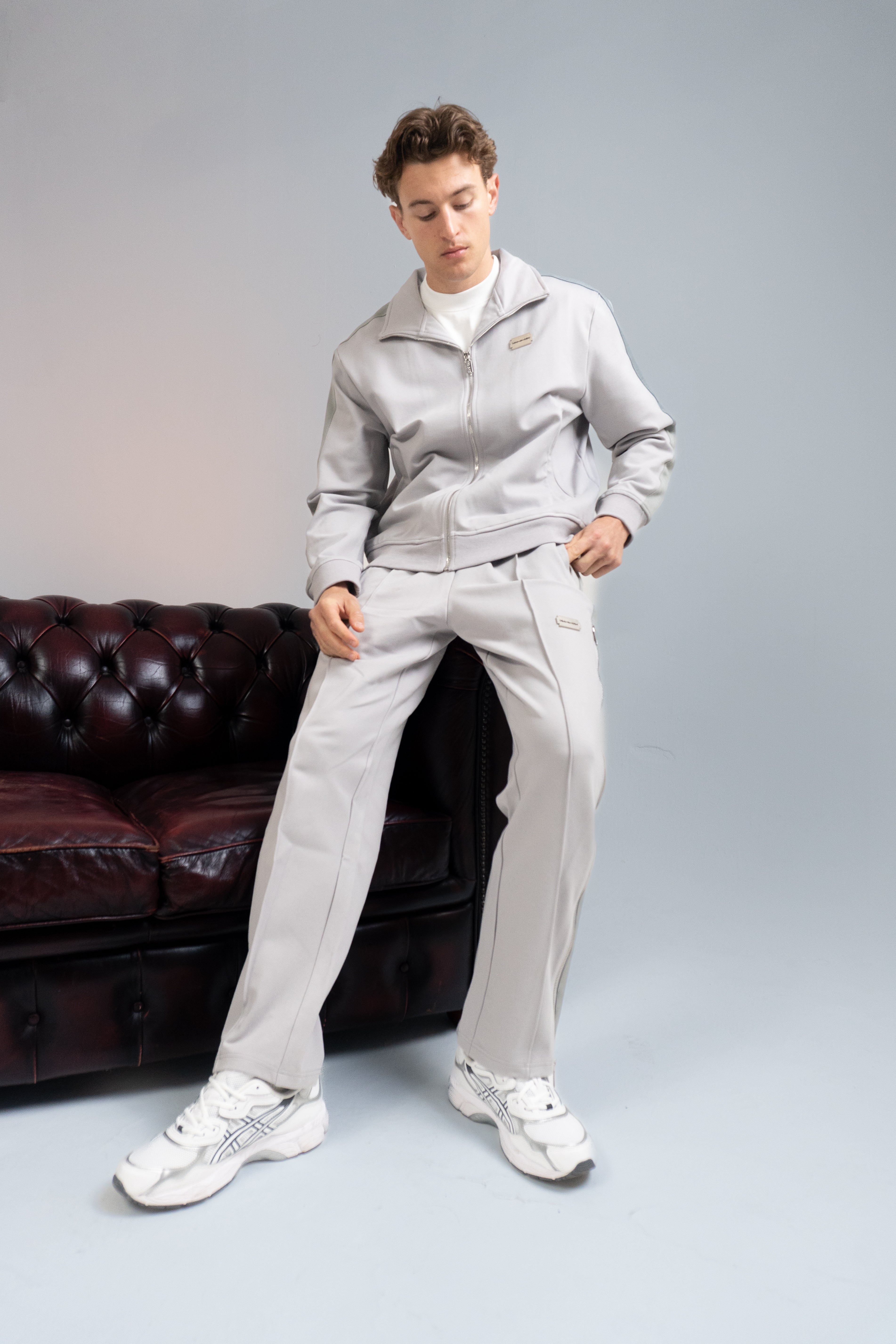 RZR44 Tracksuit - GREY