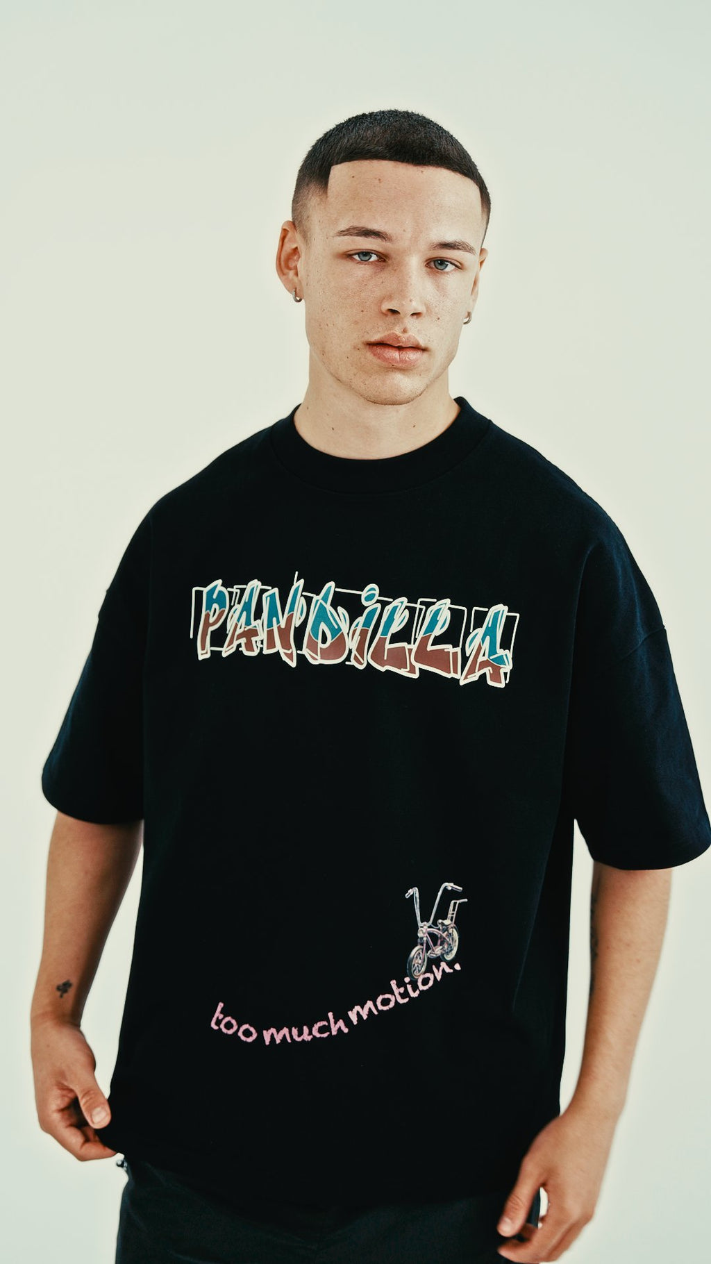 Motion T - BLACK