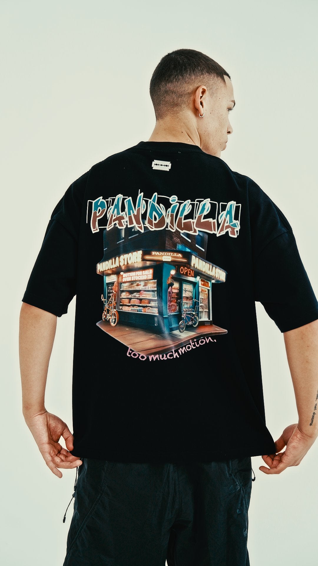 Motion T - BLACK